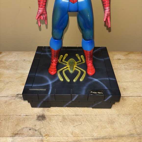 2002 Marvel Spider-Man Talking Animated Bank Tested And‎ Working - Picture 3 of 6
